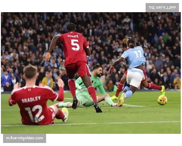 曼城边锋多库助攻表现亮眼 伤退后球队深度经受考验